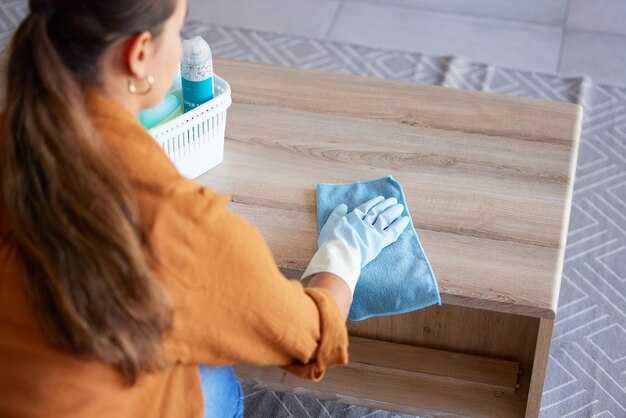 Деревянная мебель – удаление водяных пятен, восстановление покрытия и нанесение масла или воска